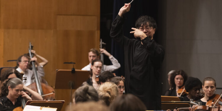 Concierto de la Orquesta The Hallé de Manchester, dirigida por Kahchun Wong en la 74 edición del Festival Internacional de Santander (FIS)