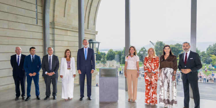DAVID S. BUSTAMANTE 07/09/2026 FARO SANTANDER/ SANTANDER/ CANTABRIA S.M. Felipe VI Rey de España preside el acto inaugural del museo Faro Santander junto a la presidenta del Banco Santander Ana Botín.